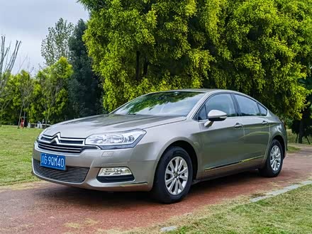 雪铁龙C5 2013款 2.0L 自动尊享型