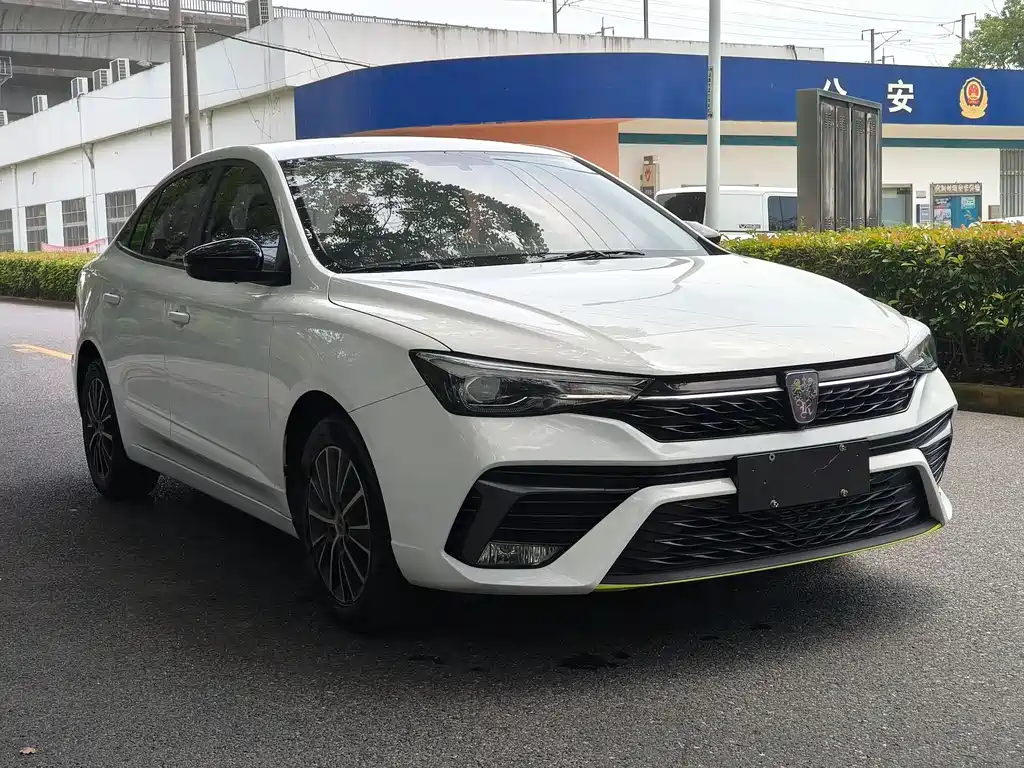 ROEWE  I5
