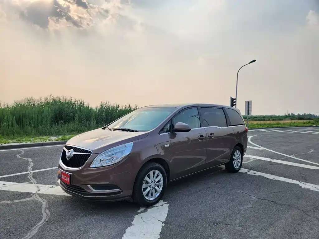 Buick GL8 2020