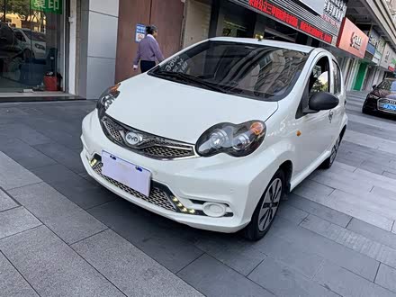 比亚迪F0 2015款 1.0L AMT 铉酷型