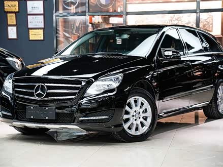 奔驰R级 2017款 R 320 4MATIC 商务型臻藏版