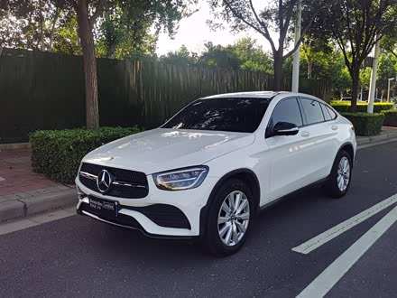 奔驰GLC轿跑 2020款 GLC 260 4MATIC 轿跑SUV