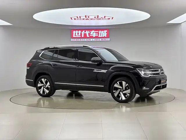 VOLKSWAGEN TOURANG 2025