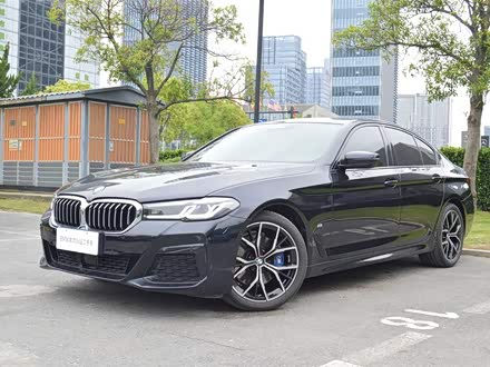 宝马5系进口 2022款 530i 风尚版 M运动套装