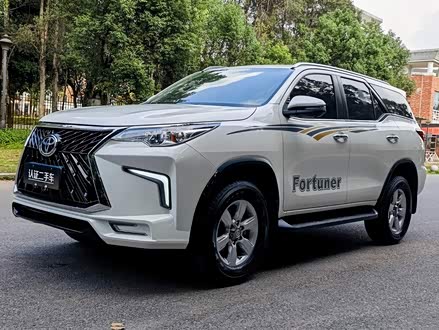 Fortuner 2019款 2.7L 中东版