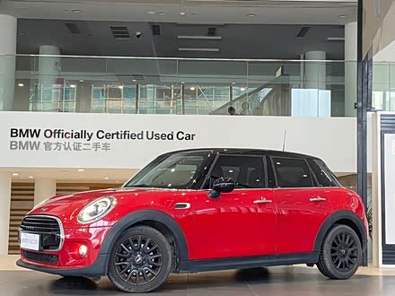 MINI 2019款 1.5T COOPER 经典派 五门版