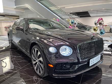 飞驰 2022款 4.0T V8 标准版