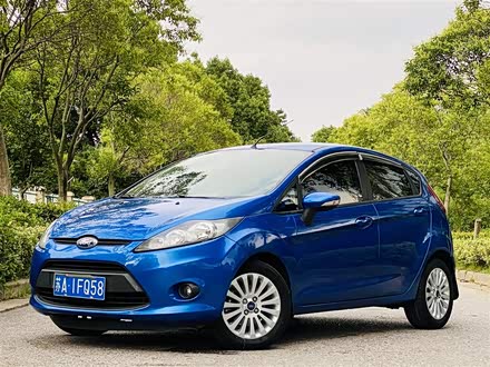 嘉年华 2011款 两厢 1.5L 自动时尚型