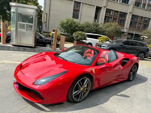 FERRARI  488 2017