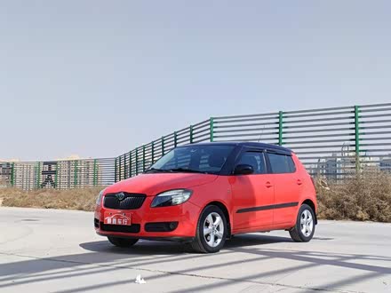 晶锐 2011款 1.6L 自动酷黑版