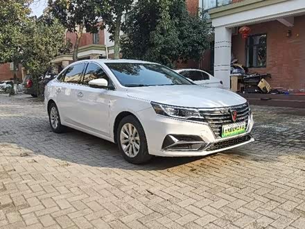 荣威i6新能源 2017款 45T 混动互联智享版