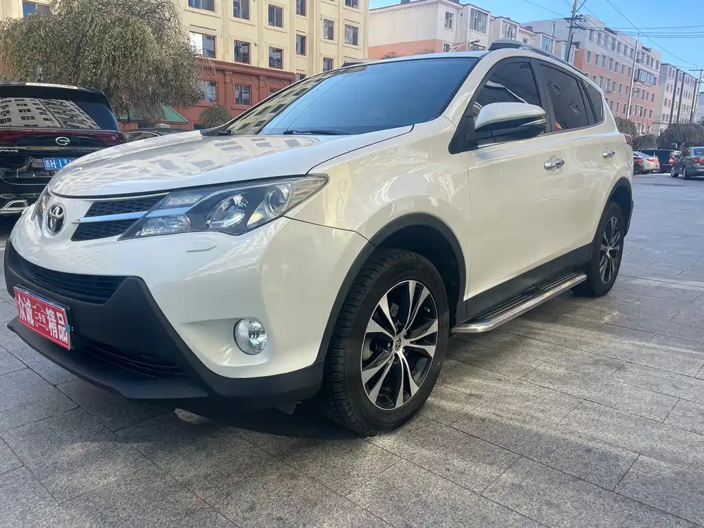 TOYOTA RAV4 RONGFANG