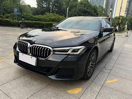 宝马5系新能源 2021款 535Le M运动套装