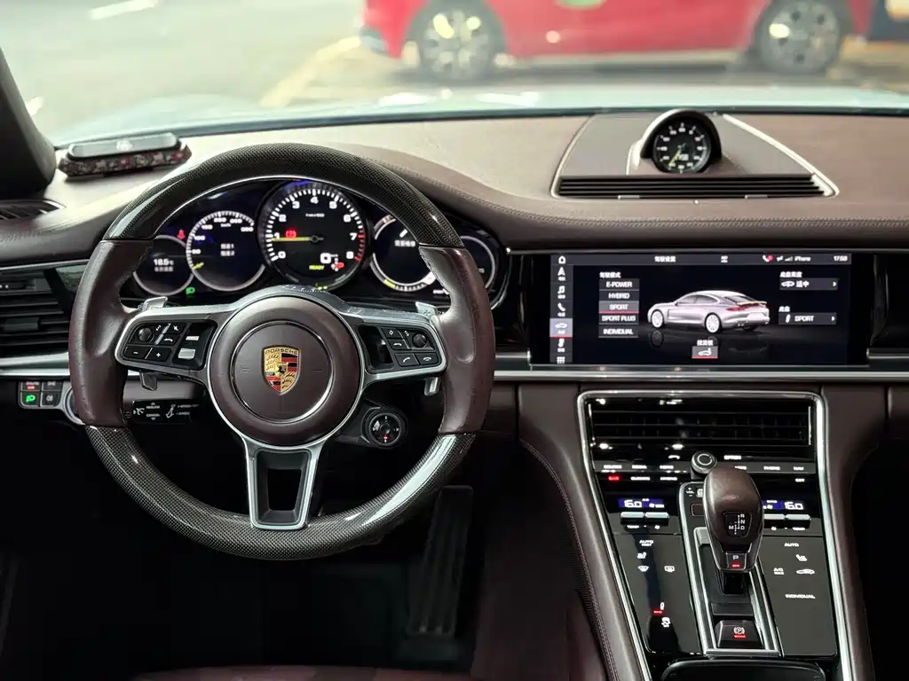 PORSCHE PANAMERA NEW ENERGY