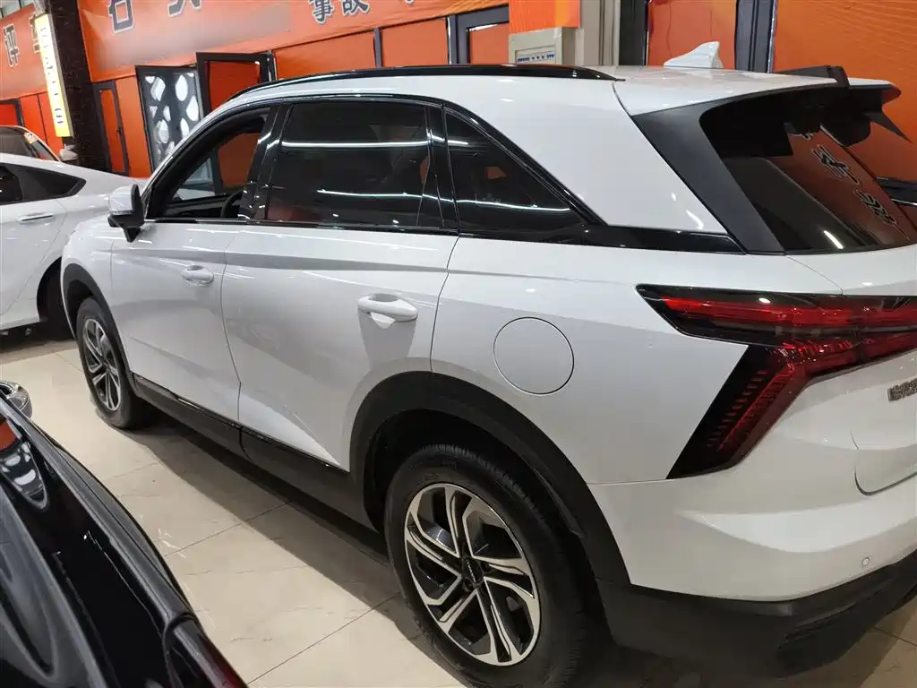 HAVAL  XIAOLONG