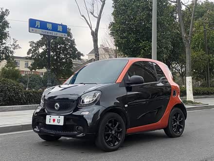 smart fortwo 2015款 1.0L 52千瓦硬顶灵动版