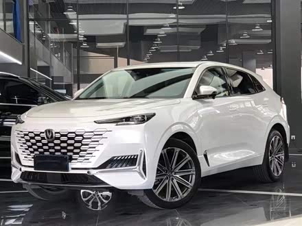长安UNI-K 2021款 2.0T 全轮驱动尊享型