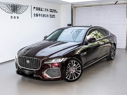 捷豹XFL 2021款 XFL 2.0T P250 两驱尊享豪华版