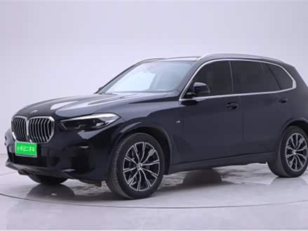 宝马X5 2022款 xDrive 30Li M运动套装