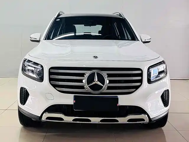 MERCEDES-BENZ GLB 2024