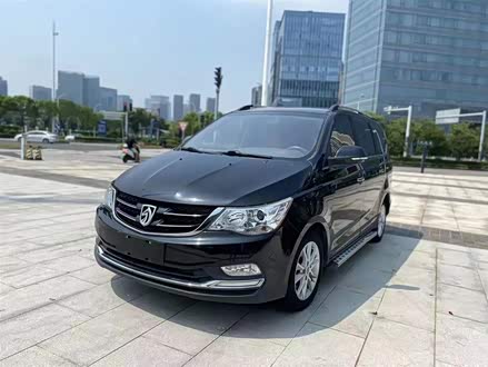 宝骏730 2016款 1.5L 手动舒适型 7座 国V