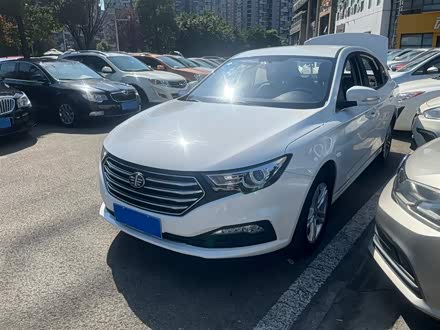 奔腾B30 2019款 1.6L 自动舒适型