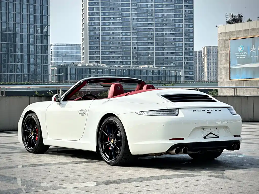 Porsche 911 2012 Carrera S Cabriolet 3.8L