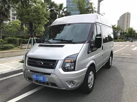 新世代全顺 2016款 2.4T短轴6座中顶多功能车