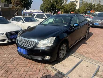 皇冠 2010款 2.5L Royal 真皮天窗版