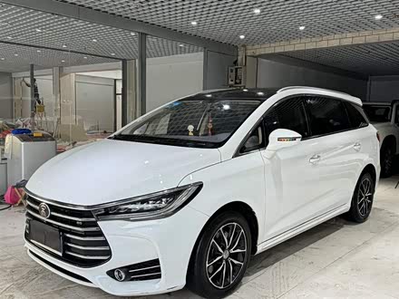 宋MAX 2017款 1.5T 自动智联精英型 7座