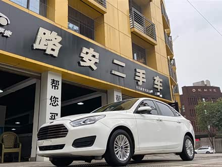 福睿斯 2017款 改款 1.5L 自动舒适型