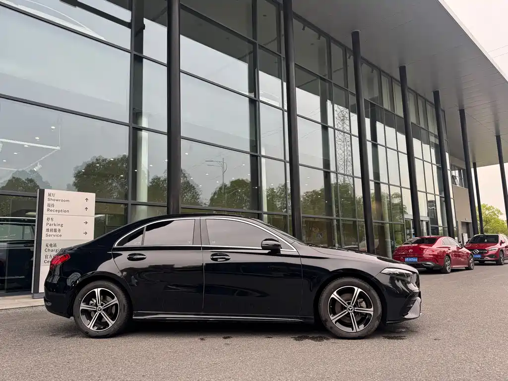 MERCEDES-BENZ A CLASS