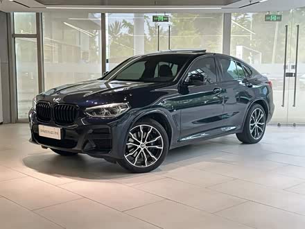 宝马X4 2021款 xDrive 30i M运动曜夜套装