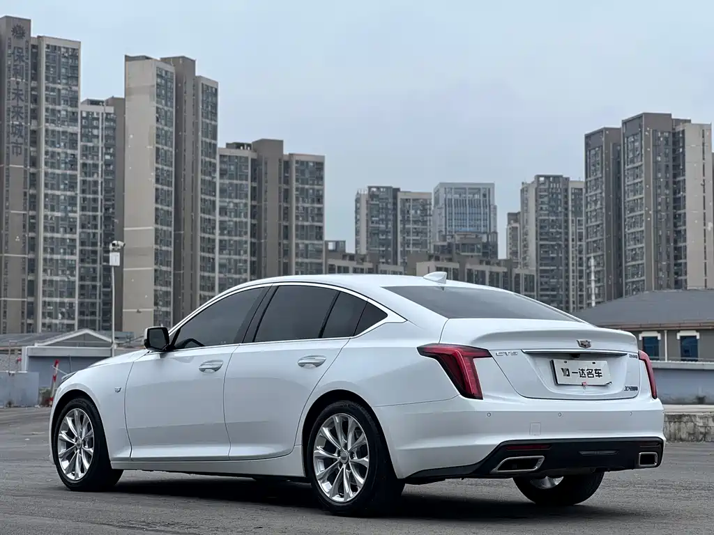 CADILLAC CT5