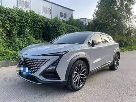 长安UNI-T 2022款 1.5T 尊贵型