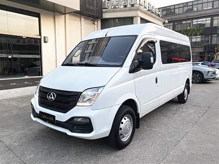 上汽大通MAXUS V80 2018款 2.5T 6挡手动傲运通长轴中顶7/10座