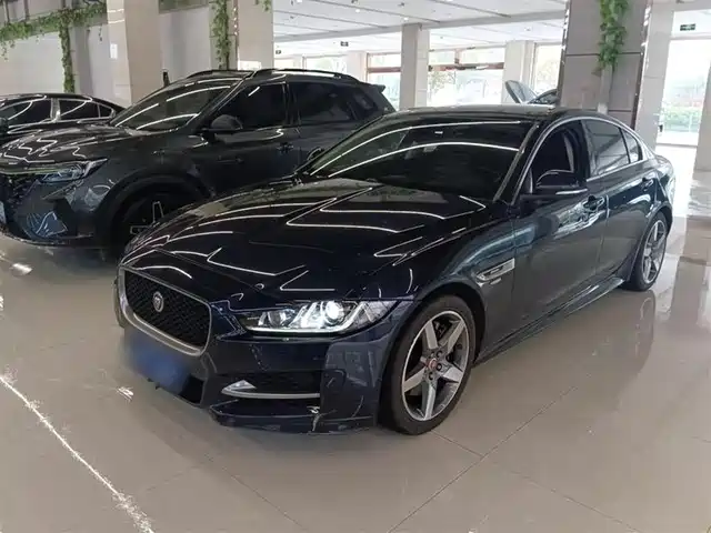 JAGUAR  XE 2017