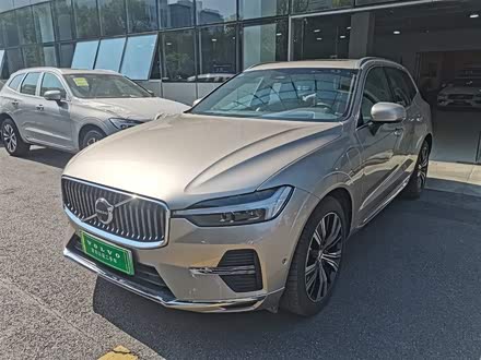 沃尔沃XC60新能源 2023款 T8 插电混动 长续航四驱智雅豪华版