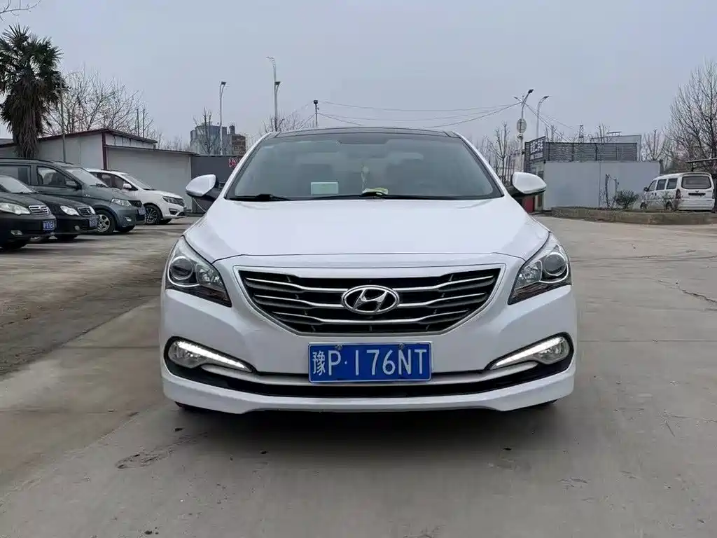 HYUNDAI NAME PICTURE
