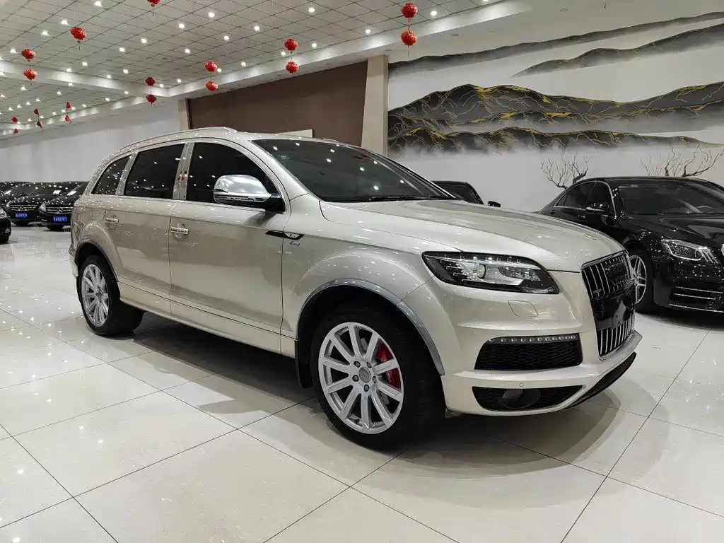 Audi Q7 2012 3.0 TFSI (200kW