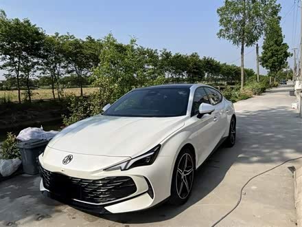 MG7 2023款 2.0T 自动Trophy+激擎耀世版
