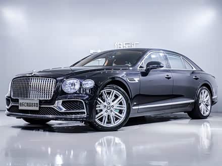 飞驰 2021款 4.0T V8 标准版