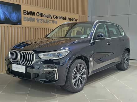 宝马X5 2022款 xDrive 30Li 尊享型M运动套装