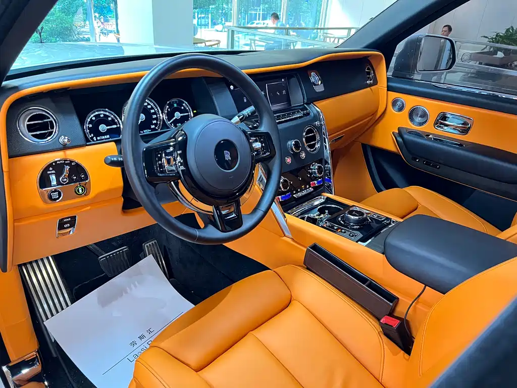 ROLLS-ROYCE CULLINAN