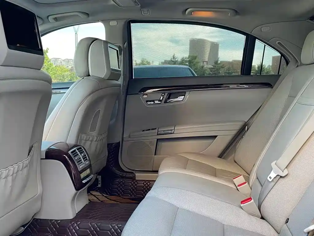 Mercedes-Benz S-Class S 2010 S 350 L 4MATIC