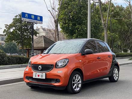 smart forfour 2018款 1.0L 52千瓦灵动版