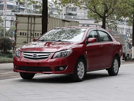 比亚迪L3 2012款 1.5L 手动尊贵型