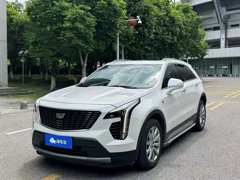 Кадиллак XT4 2022 года 28T передний привод люкс версия 31000 km 2023