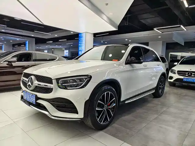 MERCEDES-BENZ GLC