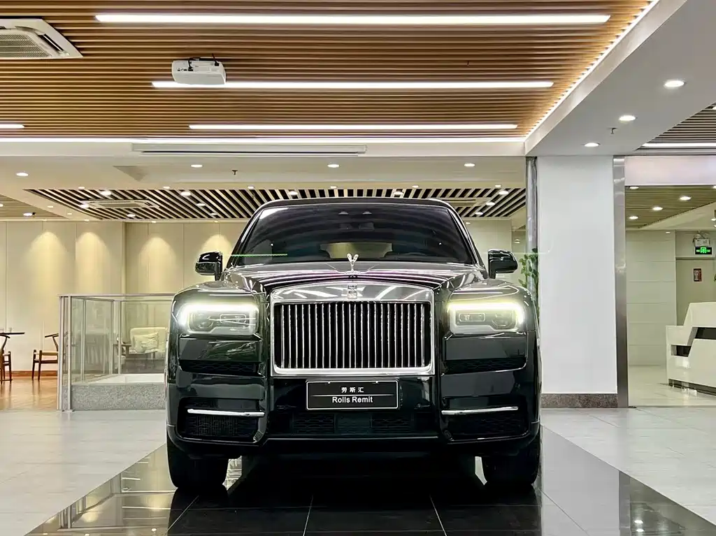 ROLLS-ROYCE CULLINAN